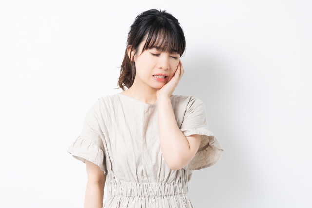 静岡市でインビザライン治療における痛みの実態を詳しく解説